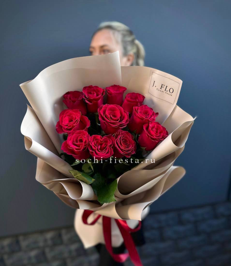 летняя подборка акционных букетов в флористической студии