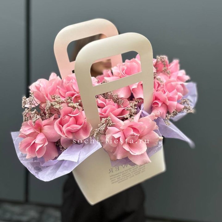 Сумочка розовых роз "Плинки" в Кемерово