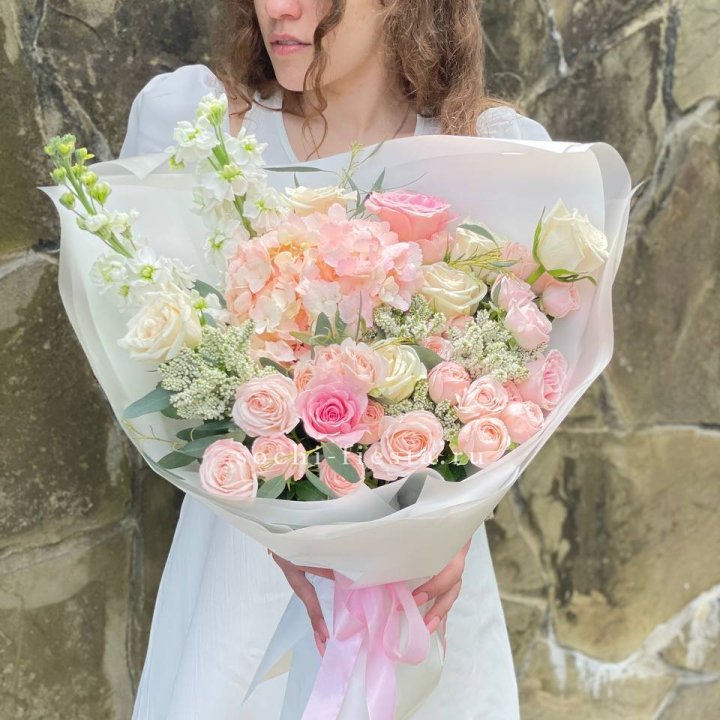 Дизайнерский букет №26 в Кемерово