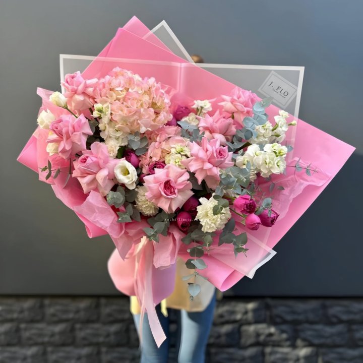 Дизайнерский букет №25 в Кемерово