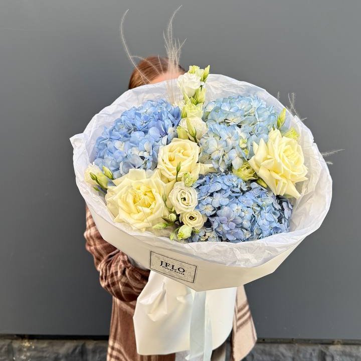 Букет "Глубина глаз" в Кемерово