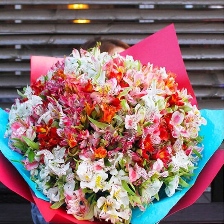 101 альстромерия в Кемерово