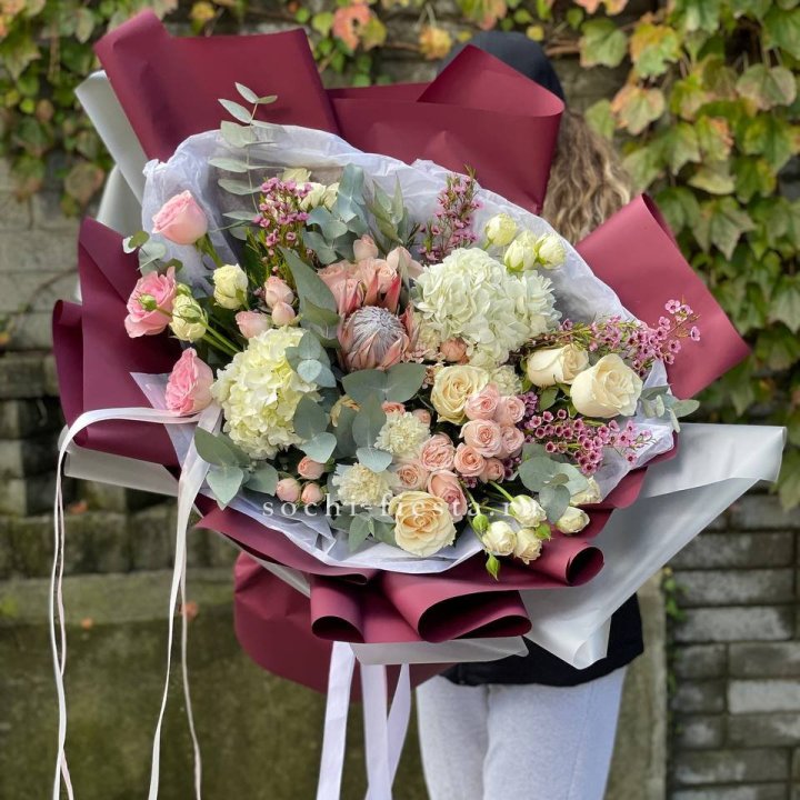 Авторский букет с протеей №1 в Кемерово