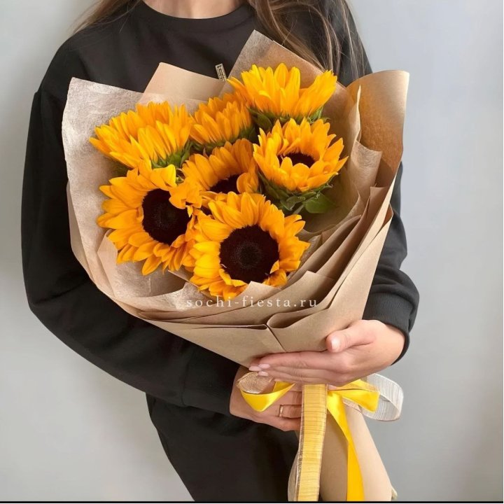 Букет из подсолнухов в Кемерово