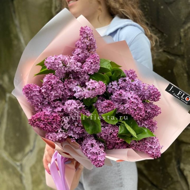Букет сирени №3 в Кемерово