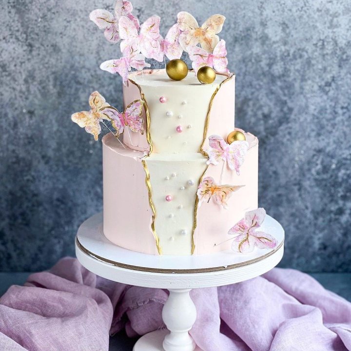 Торт "Бабочки в животе" в Кемерово