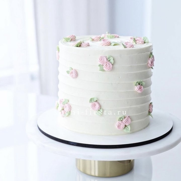 Торт "Розы в снегу" в Кемерово