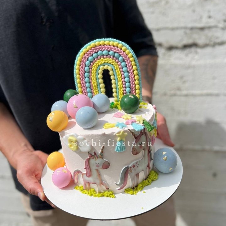 Торт "Радуга с единорогом" в Кемерово
