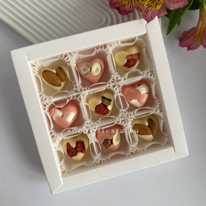Набор конфет из бельгийского шоколада Сердца в Кемерово
