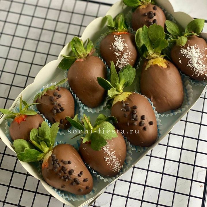 Клубника в шоколаде 10 ягод в Кемерово