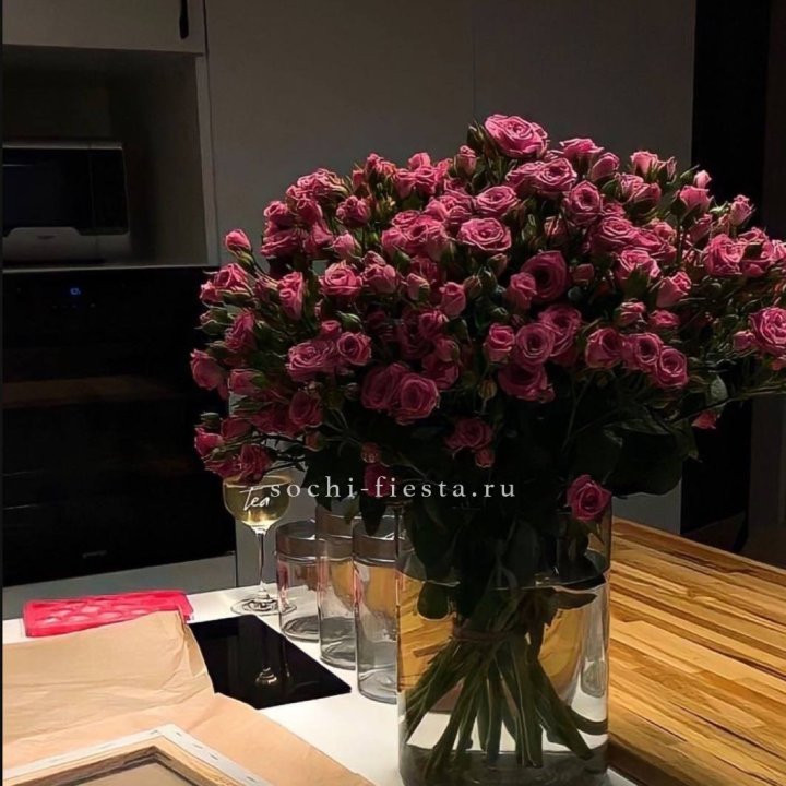 Цветочная подписка "Пакет большой" в Кемерово