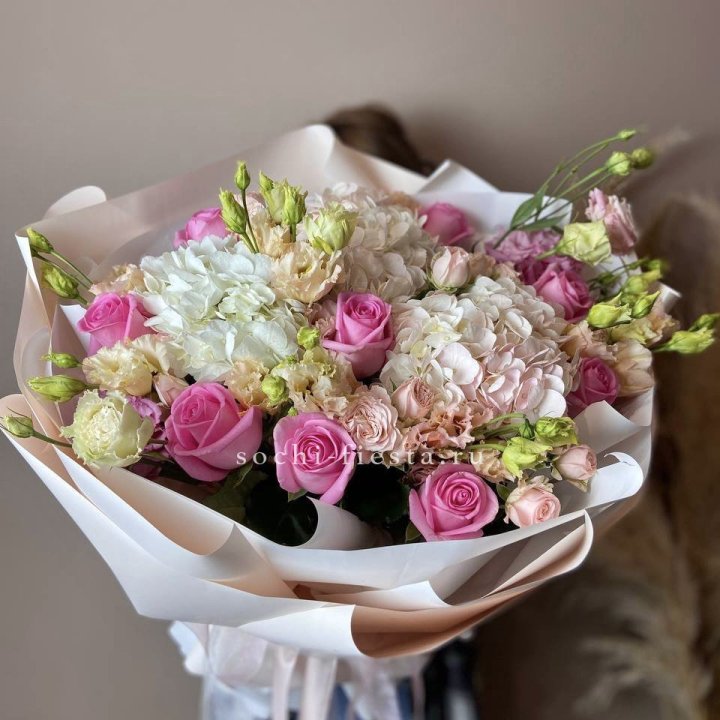 Дизайнерский букет "Каролина" в Кемерово