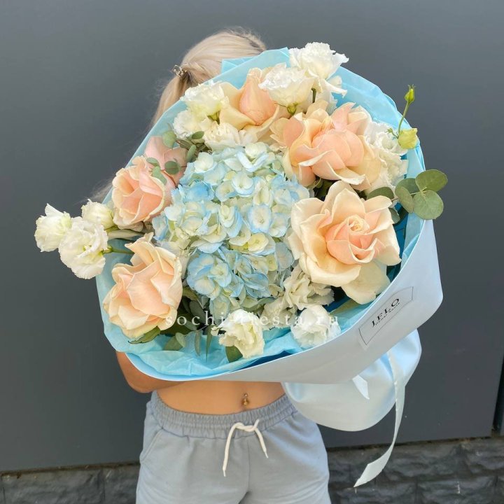 Сборный букет "Голубой закат" в Кемерово