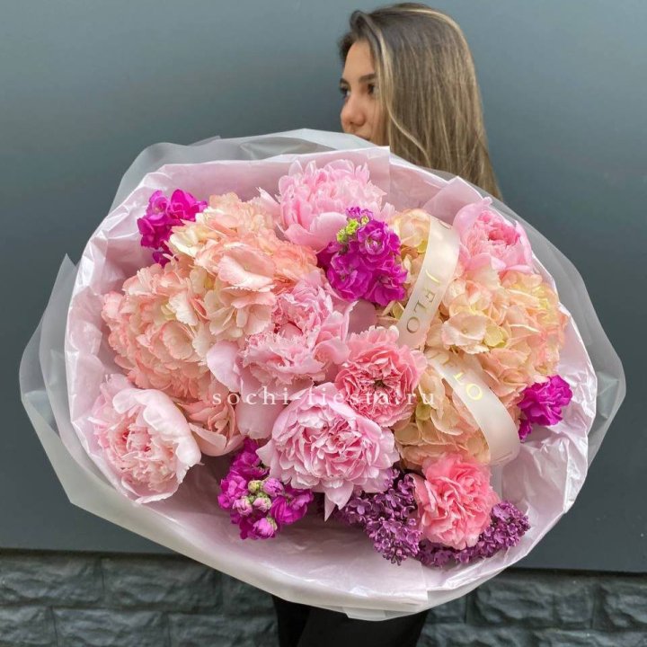  Букет "Фловер пионс" в Кемерово