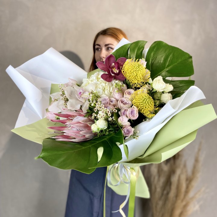 Дизайнерский букет экзотики в Кемерово