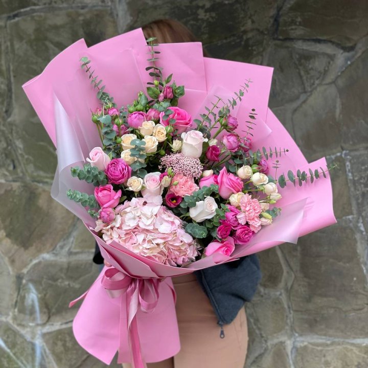 Дизайнерский букет "Паулина" в Кемерово