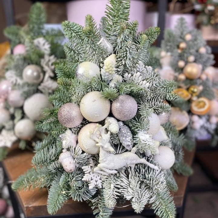 Ёлочка "Хепи крисмас" в Кемерово