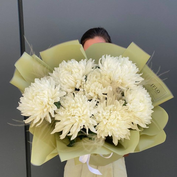 Букет одноголовых хризантем  в Кемерово