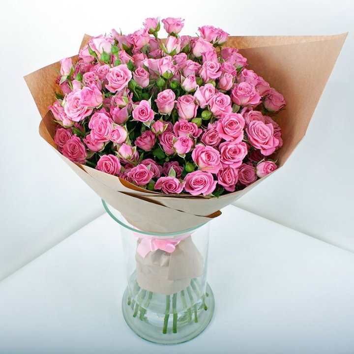 15 кустовых роз в Кемерово