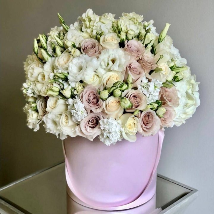 Цветочный бокс "Бриджит" в Кемерово