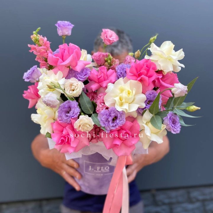 Цветочный бокс "Сиона" в Кемерово