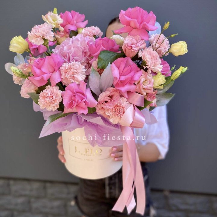 Цветочный бокс "Сальма" в Кемерово