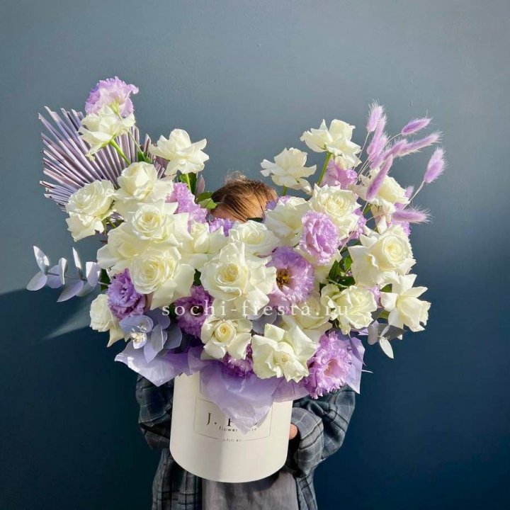 Цветочный бокс "Изабель" в Кемерово