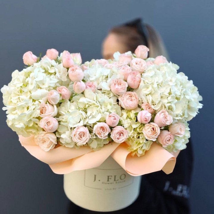 Дизайнерский бокс "Изабелла" в Кемерово