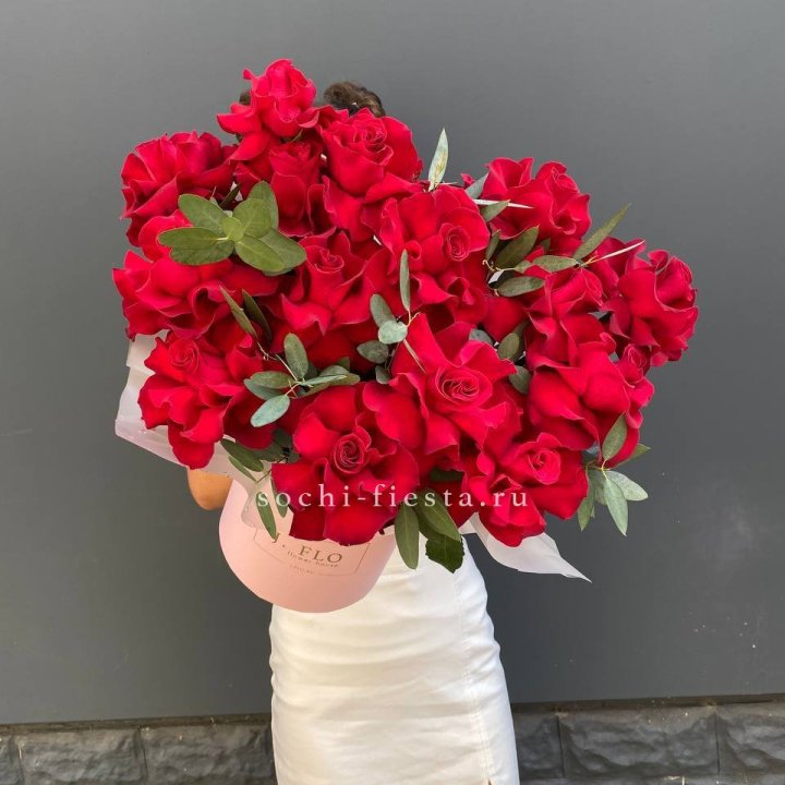 Бокс из 17 французских роз в Кемерово