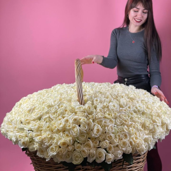 1001 белая роза в Кемерово