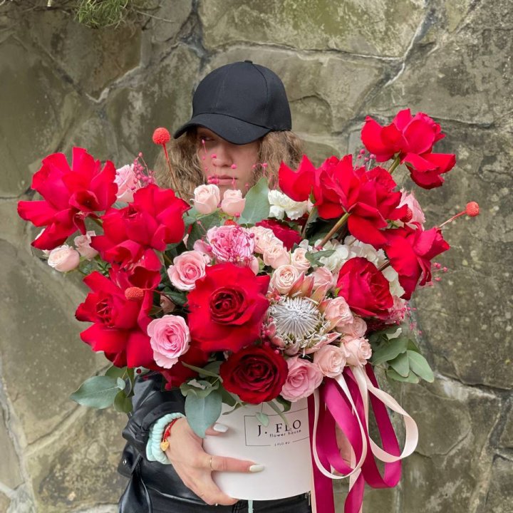 Яркий бокс "Для неё" в Кемерово