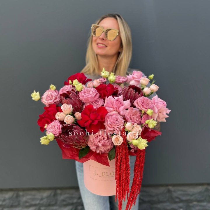 Дизайнерский цилиндр "Криотель" в Кемерово