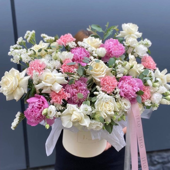 Дизайнерский бокс "Амор этерна" в Кемерово