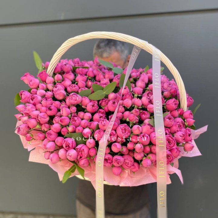 Корзина роз Мисти Баблс 101 в Кемерово