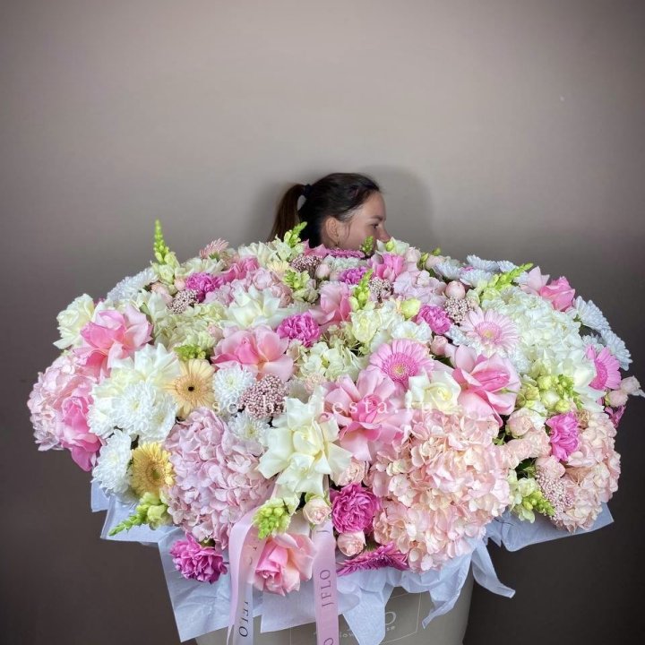 Корзина цветов «Рандеву» в Кемерово