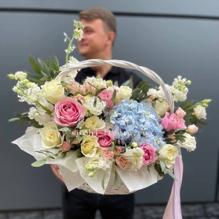 Авторская корзина "Аполинария" в Кемерово