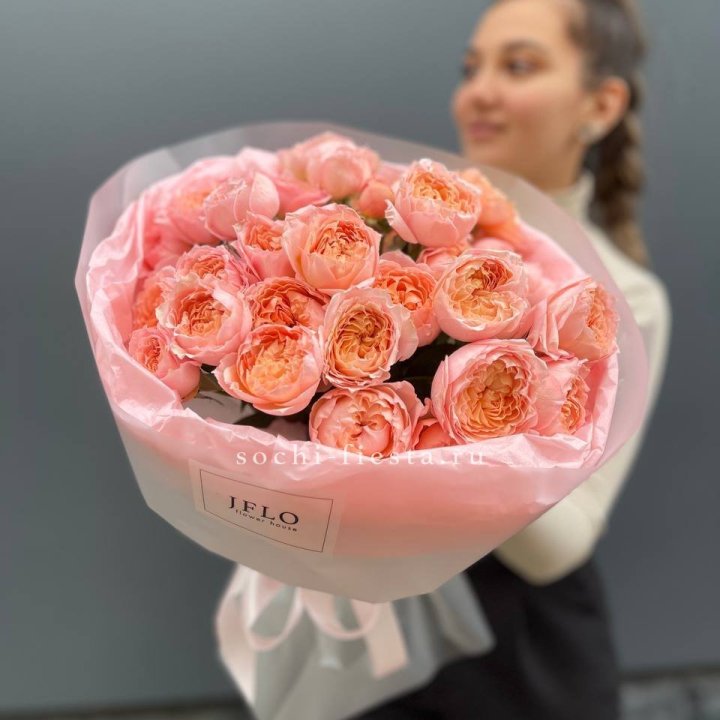 Букет из пионовидных роз Джульетта в Кемерово