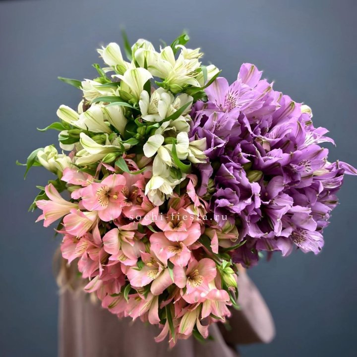 Охапка Альстромерии в Кемерово