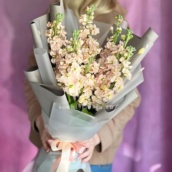 Букет ароматной маттиоллы №2 в Кемерово