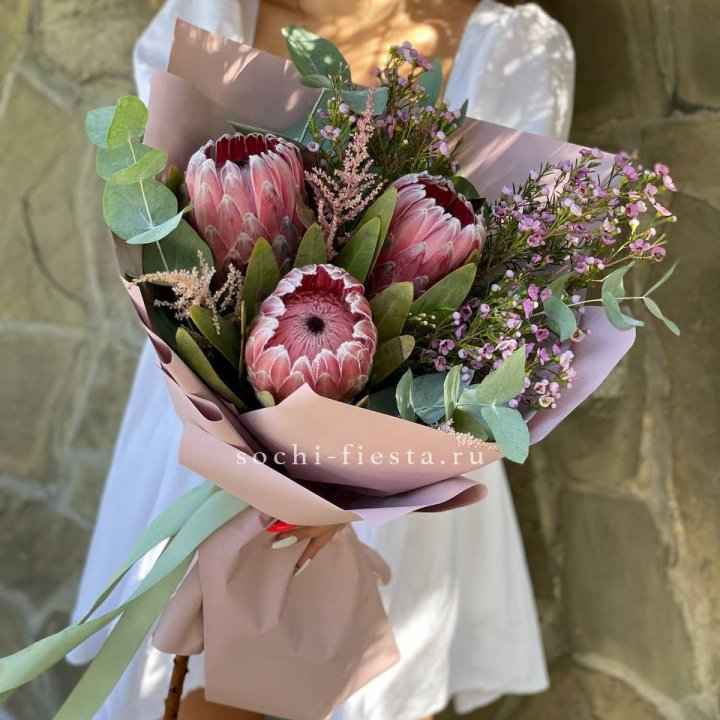 Букет из протеи "Клеопатра"  в Кемерово