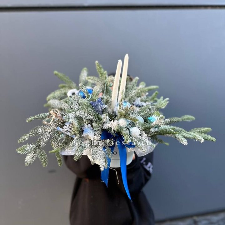 Новогодняя композиция в коробке  в Кемерово