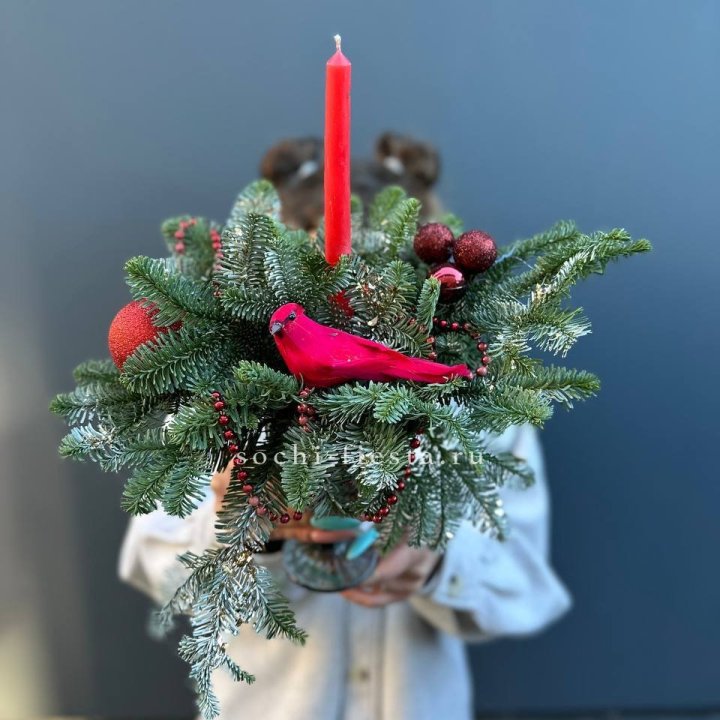 Новогодняя композиция в бокале в Кемерово