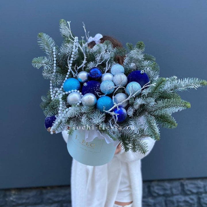 Композиция "Голубая бездна" в Кемерово