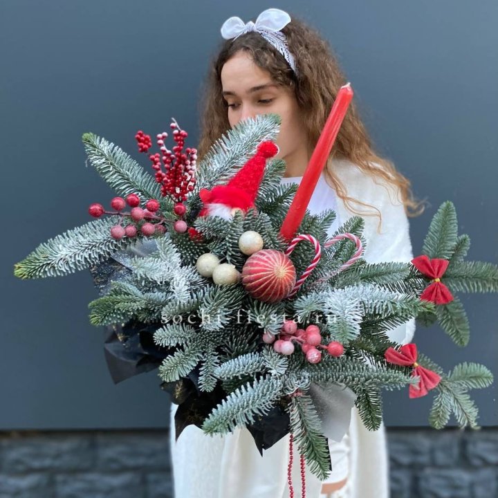 Композиция в бокале красная в Кемерово