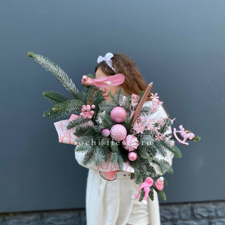 Композиция бокал розовый в Кемерово