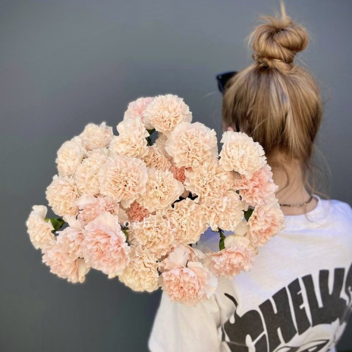 Охапка диантусов  в Кемерово