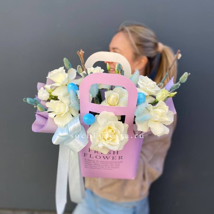 Цветочная сумочка "Пасхальная композиция" в Кемерово