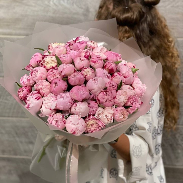 51 розовый пион в Кемерово