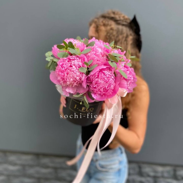 Дизайнерский цилиндр "Фломени" в Кемерово