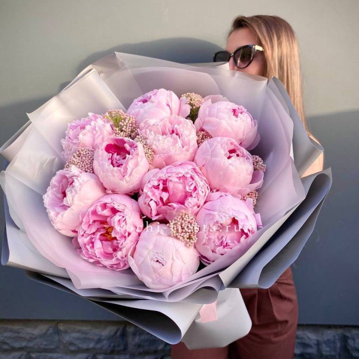 Букет с пионами "Стайл" в Кемерово